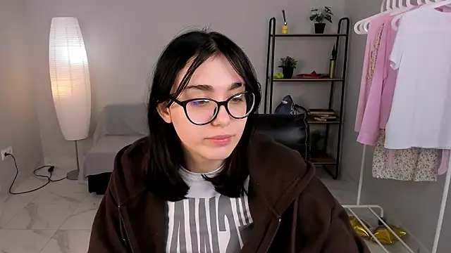 Bell Menis online show from 03.17.26