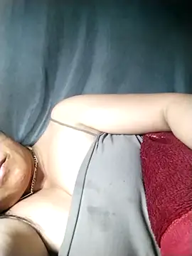 Lucie Fuzk online show from 04.15.26