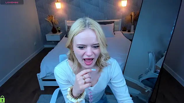 Tessa Ashe online show from 03.19.26