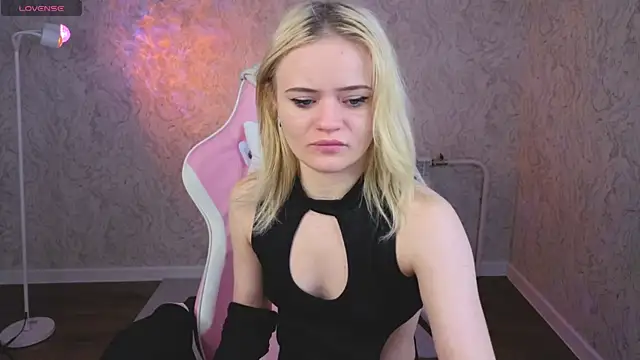 Tessa Ashe online show from 04.21.26