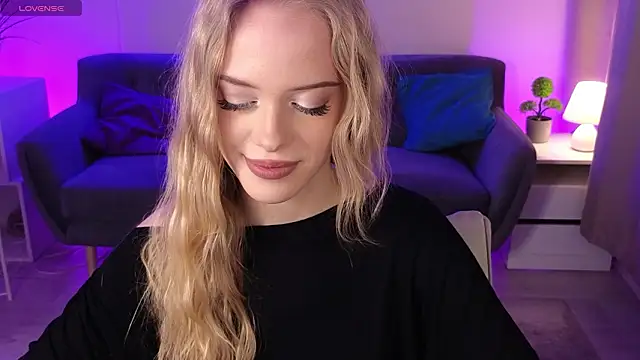 Dear Tessa online show from 03.08.26