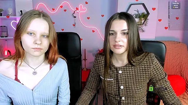 cassandra nik online show from 03.31.26