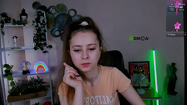 cassandra nik online show from 04.08.26