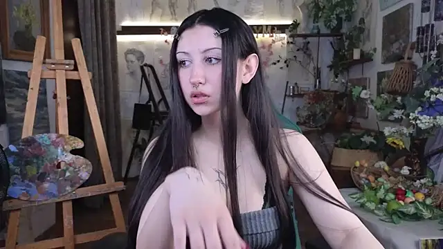 EffieMeowley online show from 04.11.26