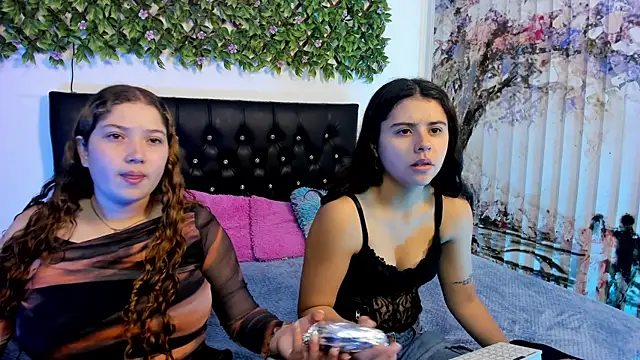 valeria and zoe online show from 05.08.26