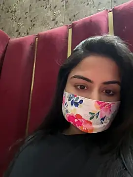 Crazyforyou143 online show from 04.19.26