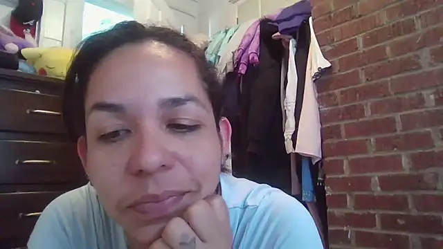 Snapshot of Mkdana chatting on 04.14.26 Mkdana online show from 04.14.26