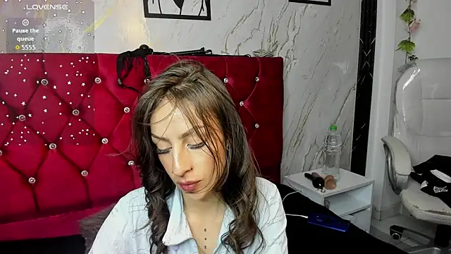 Miis Beella online show from 05.28.26