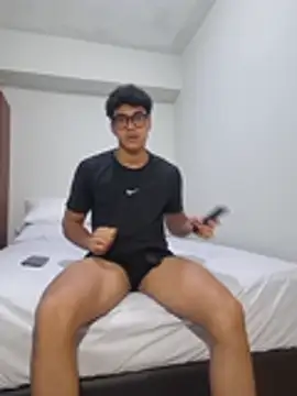 SweetMig online show from 03.04.26