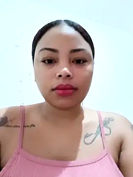 Naomi Summer  online show from 02.27.26