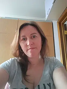 Snapshot of ChristinaYork chatting on 02.27.26 ChristinaYork online show from 02.27.26