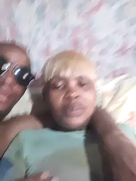 Nutty2in1 online show from 03.24.26