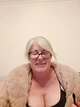 FlirtyFleur-x online show from 03.29.26