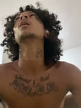 Snapshot of carlitu_021 chatting on 02.26.26 carlitu 021 online show from 02.26.26