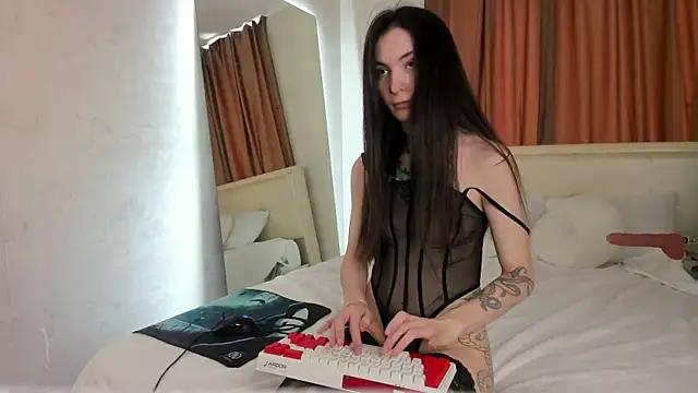 KaylaArt online show from 03.04.26