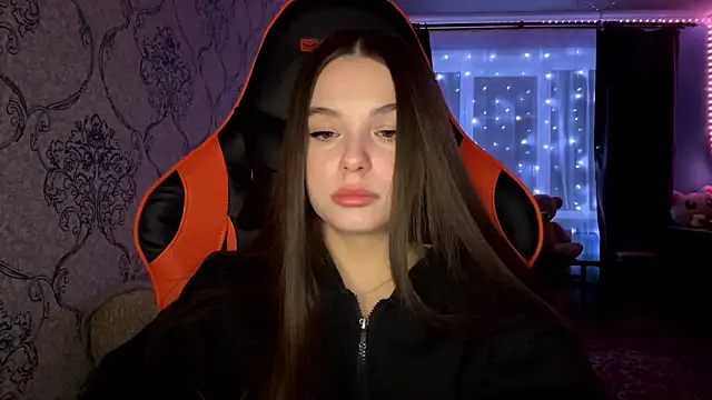 AkikoAnkrom online show from 03.01.26