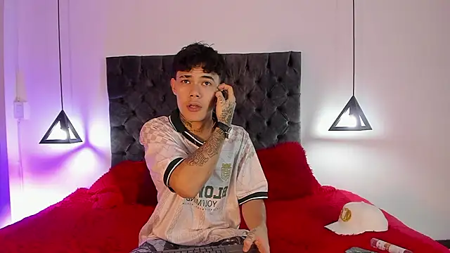 im seven online show from 02.28.26