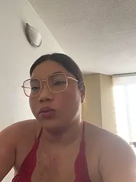 WHITEWOMEN 2 online show from 03.09.26