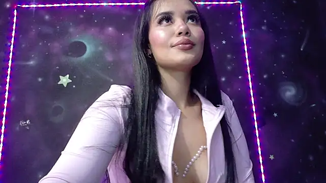 ValentinaRojass  online show from 04.17.26