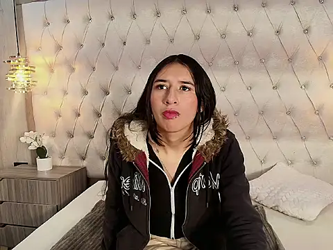 LilyRossi  online show from 05.09.26