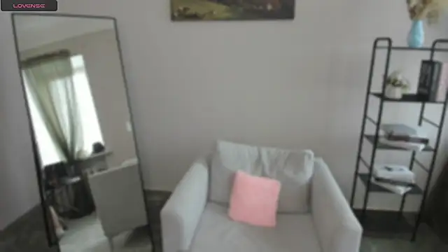 PeiLoynd online show from 03.28.26