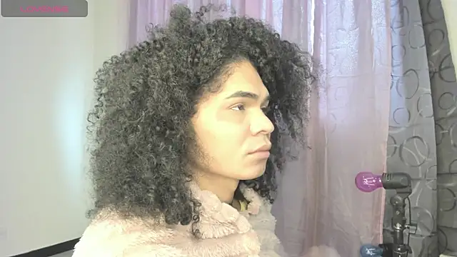 V-nus online show from 04.11.26