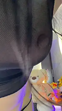 skylarferraro online show from 04.10.26