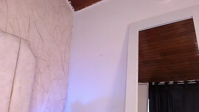 Snapshot of Anittarouse chatting on 07.18.26 Anittarouse online show from 07.18.26
