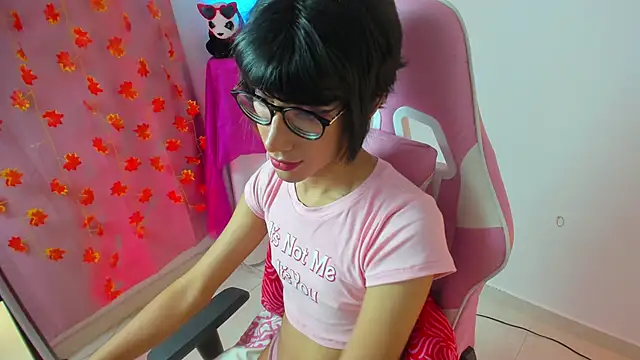 Snapshot of Madeline_21 chatting on 03.09.26 Madeline 21 online show from 03.09.26