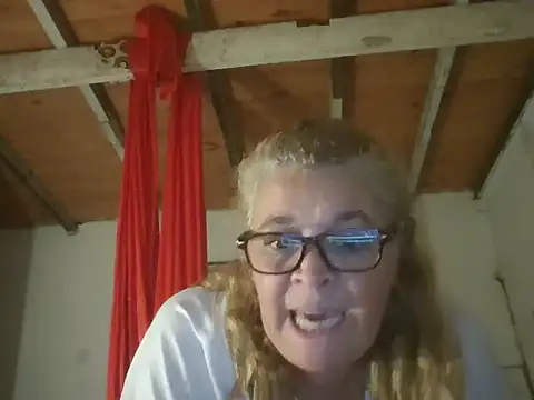 momismilf544 online show from 04.02.26