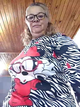 momismilf544 online show from 04.07.26