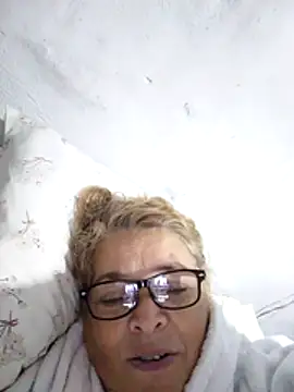 momismilf544 online show from 04.11.26