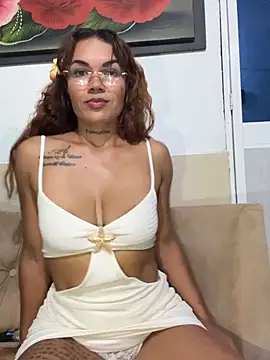 Julieta-velvet online show from 03.11.26