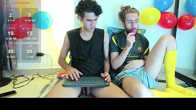 Snapshot of Jean_And_PaulXL chatting on 06.16.26 Jean And PaulXL online show from 06.16.26