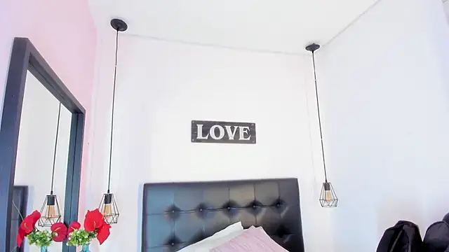 Snapshot of KatallelaMurillo chatting on 03.27.26 KatallelaMurillo online show from 03.27.26