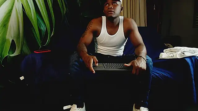 Snapshot of DarianWill18 chatting on 03.01.26 DarianWill18 online show from 03.01.26