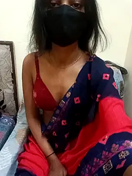 Snapshot of MAYA_BED_GIRL chatting on 04.06.26 MAYA BED GIRL online show from 04.06.26