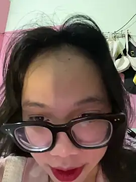 Leeeeiu online show from 04.09.26