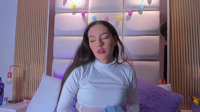 Megaan Rousee online show from 04.03.26