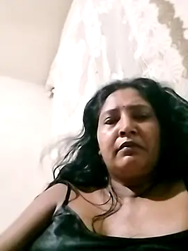 Snapshot of mysteriousgal031 chatting on 03.01.26 mysteriousgal031 online show from 03.01.26