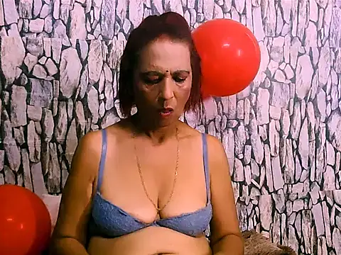 Hot queen58 online show from 03.08.26