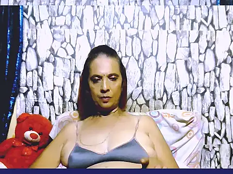 Hot queen58 online show from 04.16.26