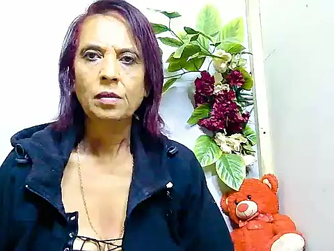 Snapshot of Hot_queen58 chatting on 06.22.26 Hot queen58 online show from 06.22.26