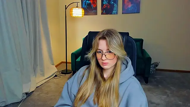 DortheaHupy online show from 02.28.26