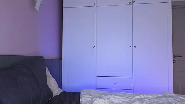 AliceTease online show from 06.30.26