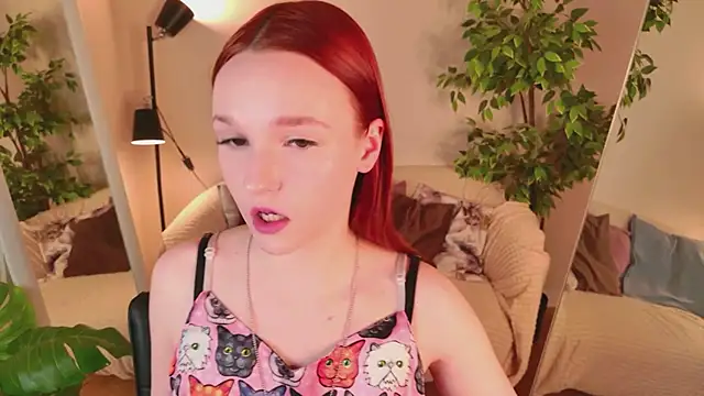 Nami Umi online show from 03.15.26