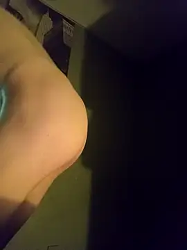 Ajjjjhughes online show from 04.14.26