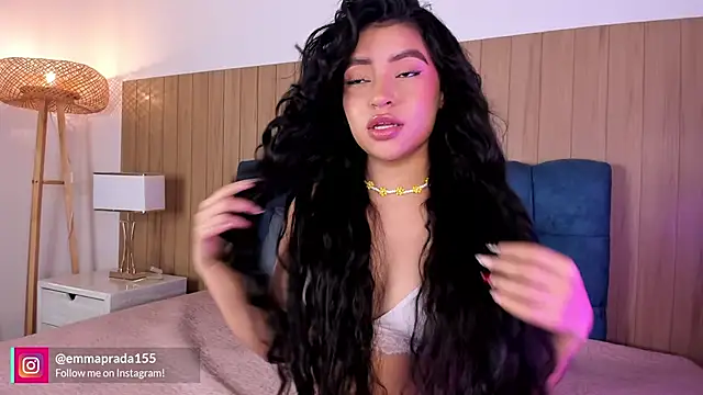 missprada  online show from 03.17.26