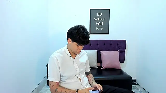 TomBoy Natali online show from 03.21.26