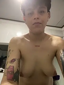 Snapshot of TomBoy_Natali chatting on 05.19.26 TomBoy Natali online show from 05.19.26